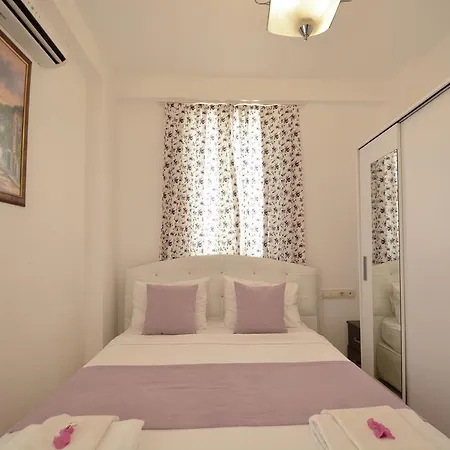 Lokum Villa *